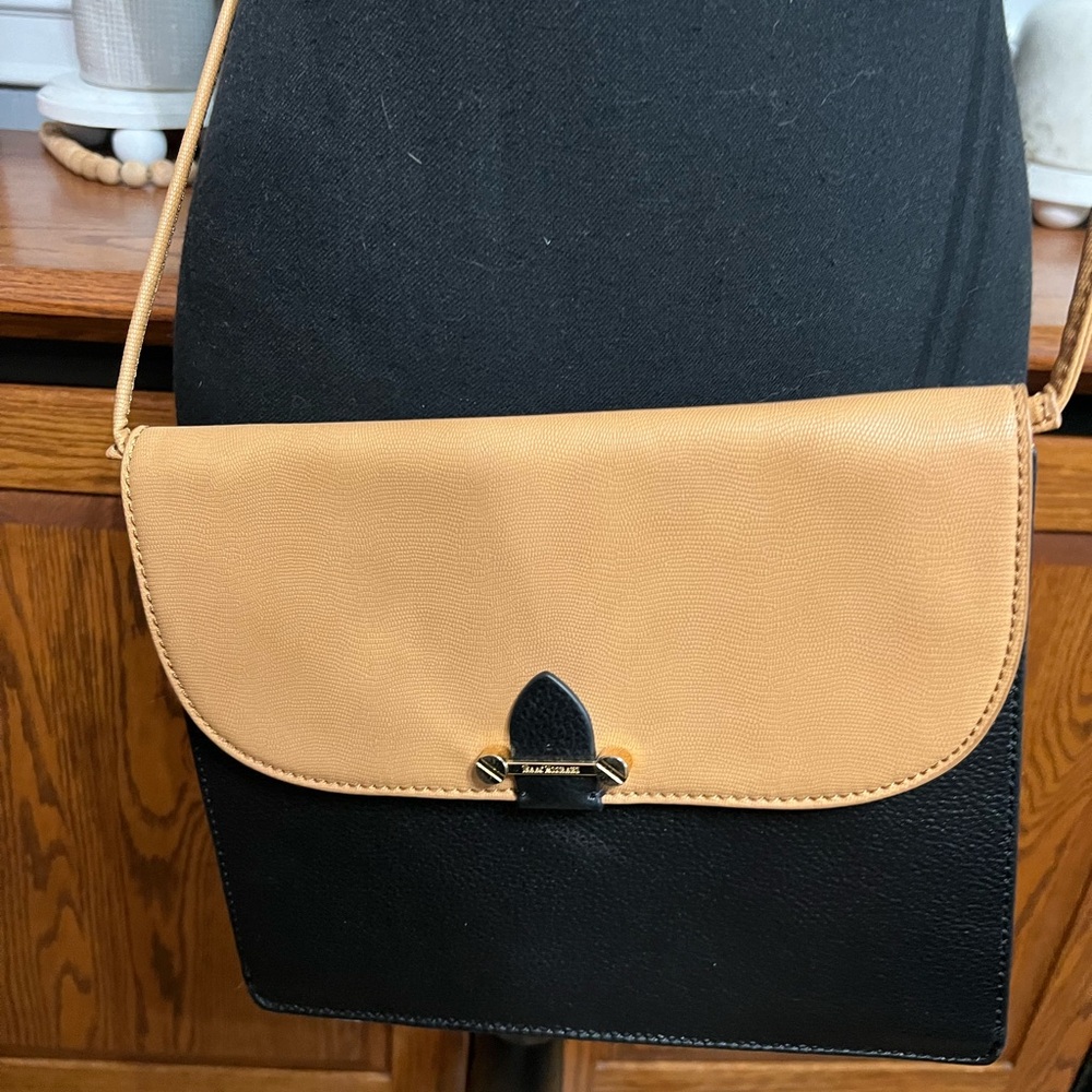 Isaac Mizrahi Tan and Black Women's Crossbody Bag EUC